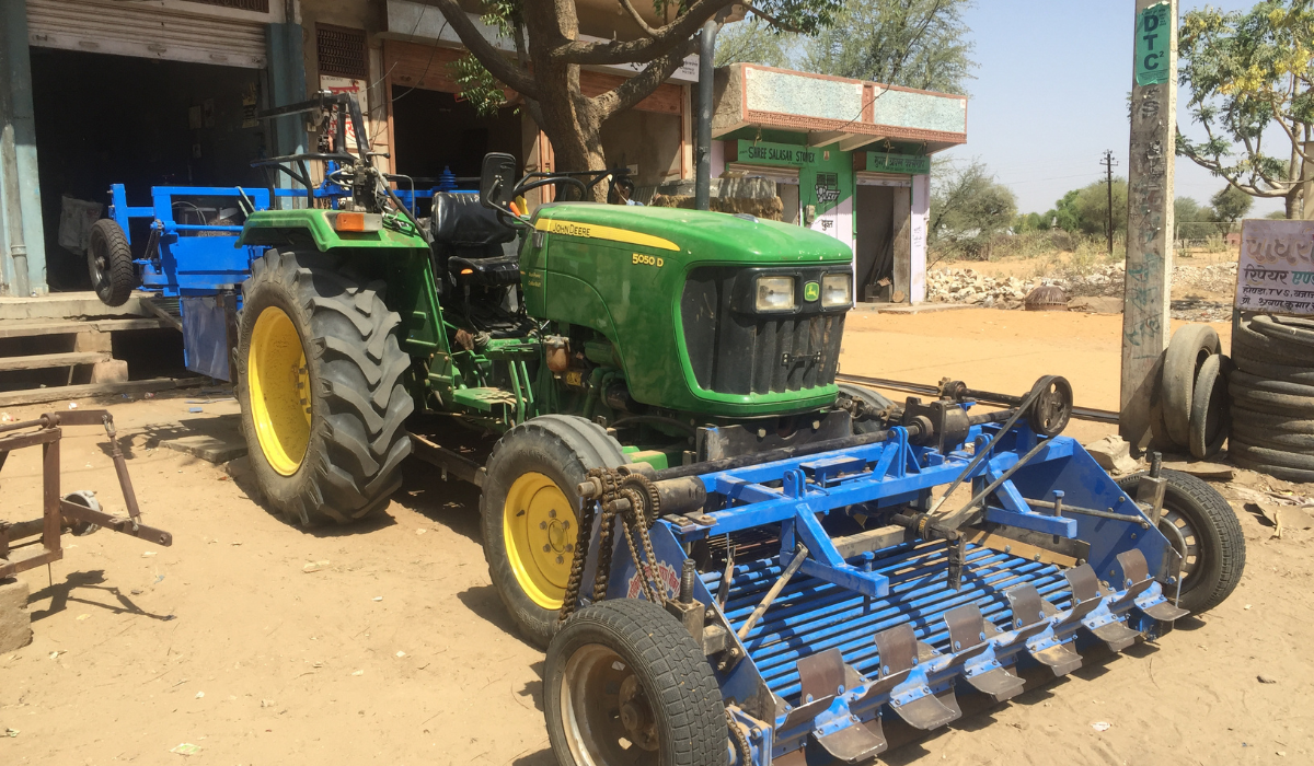 John Deere 5050d